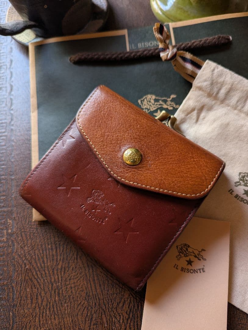 イルビゾンテ【限定モデル】ボルドー×ヌメ エンボスドコレクション 希少 がま口