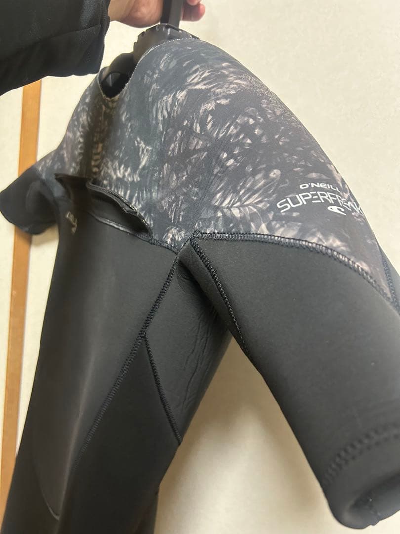 O'Neill シーガル ブラック 半袖　ML