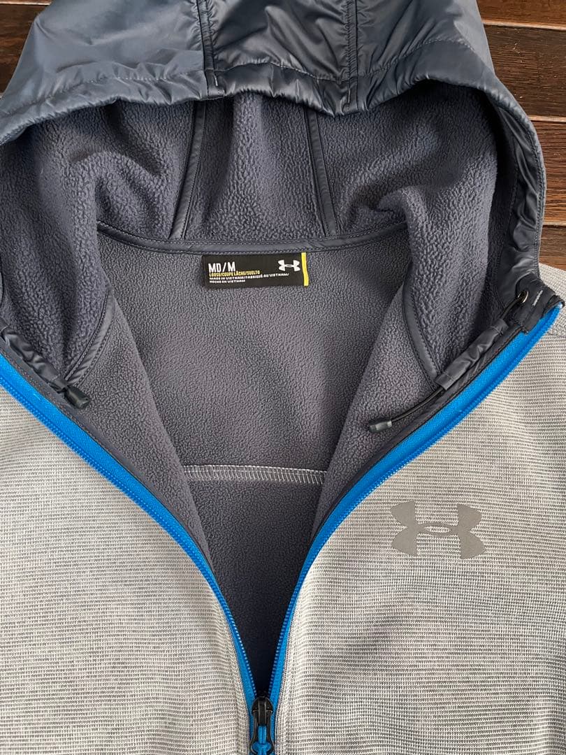 アンダーアーマーUNDER ARMOUR トレーニングウェア 上下2点セット