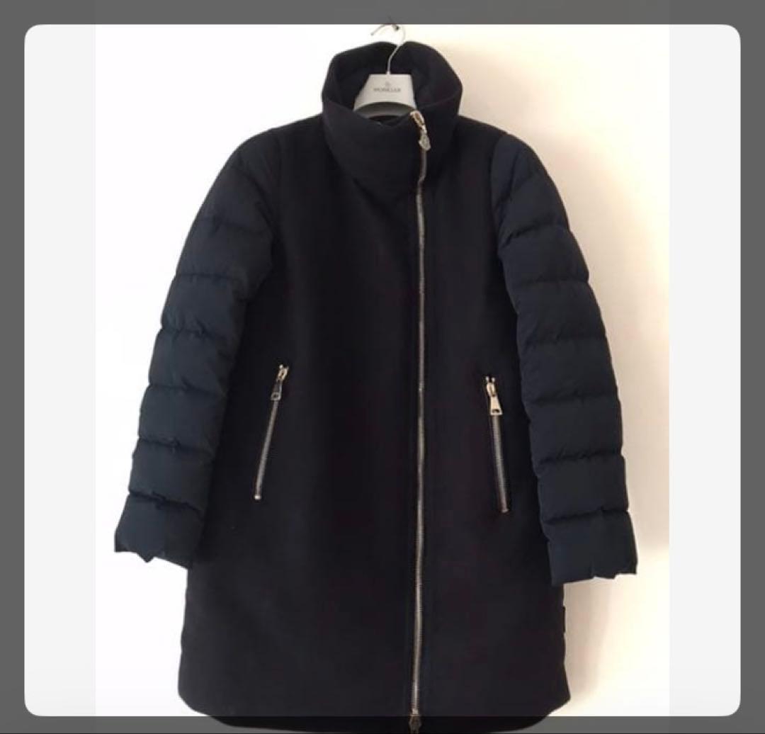 モンクレール　ウールとの組み合わせが素敵なダウンコート