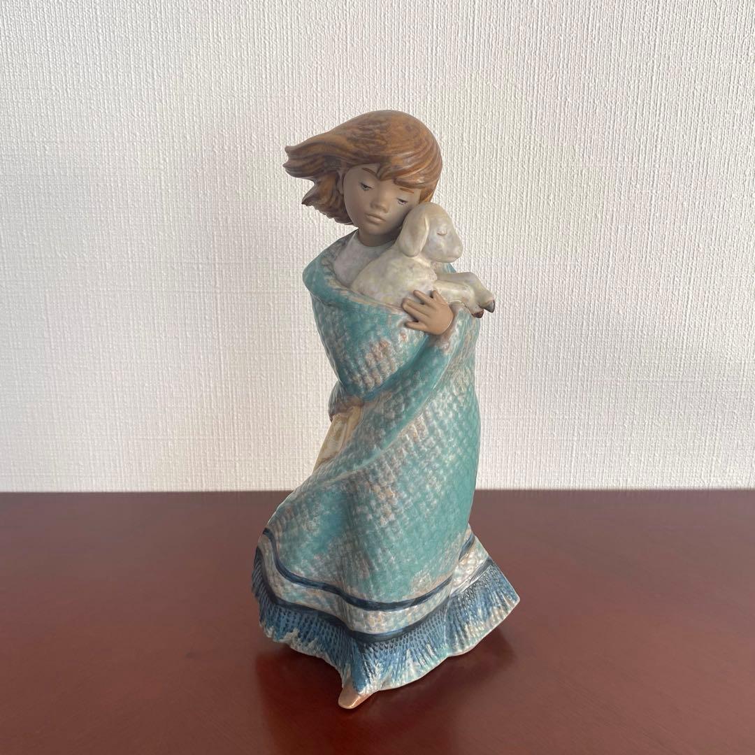 LLADRO リヤドロ　『 やっと会えた仔羊 』 置物
