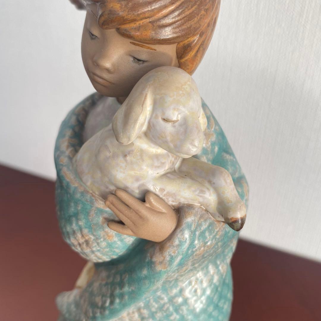 LLADRO リヤドロ　『 やっと会えた仔羊 』 置物