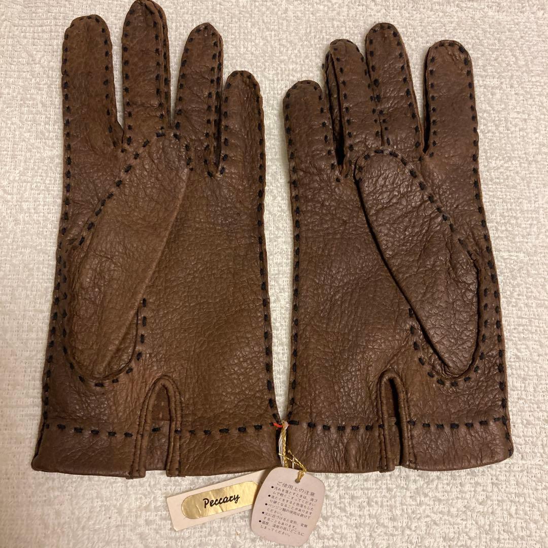 ペッカリー革手袋　手縫い　　　　　　　ブラウン　未使用