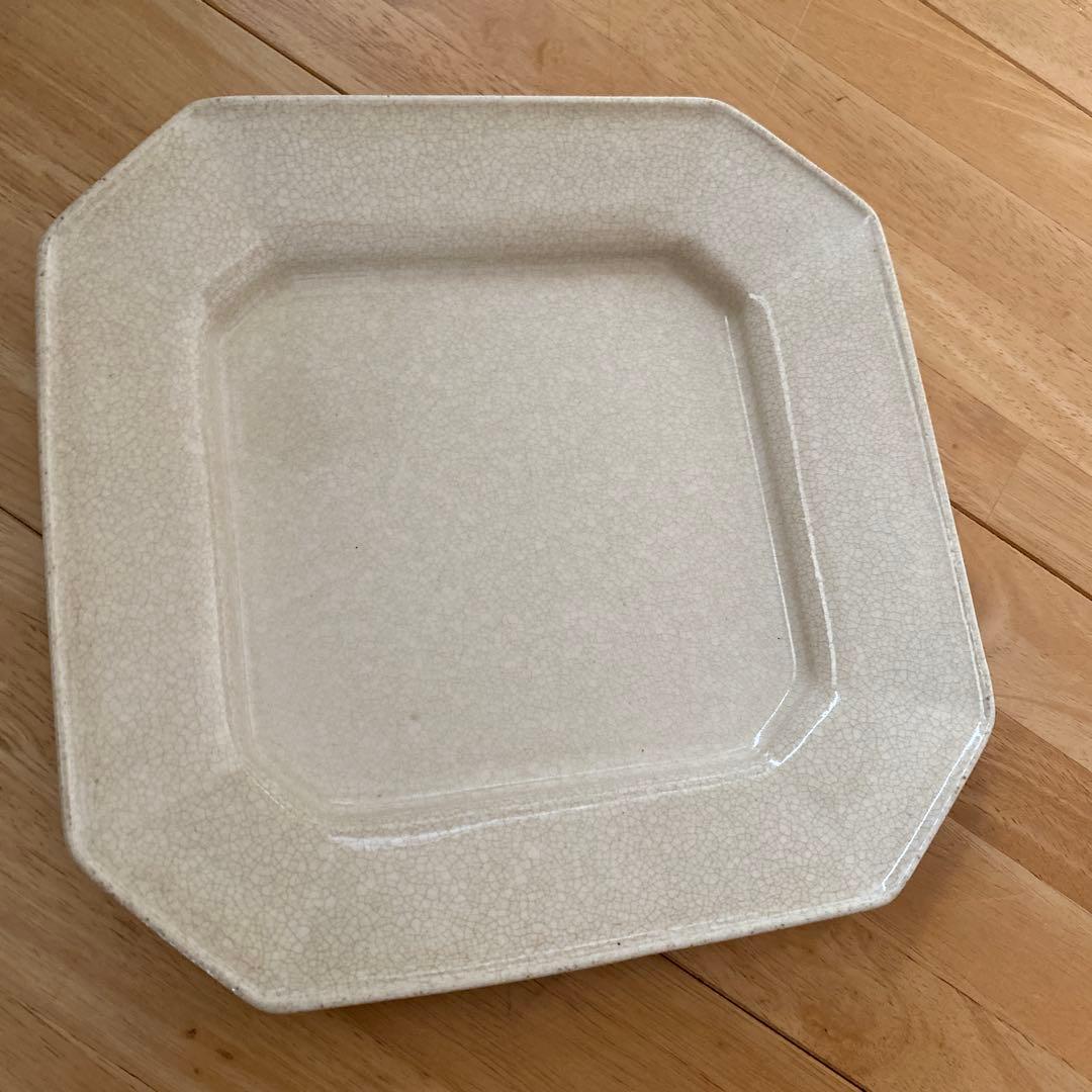 棚橋祐介　八角形　クリーム色　陶磁器皿
