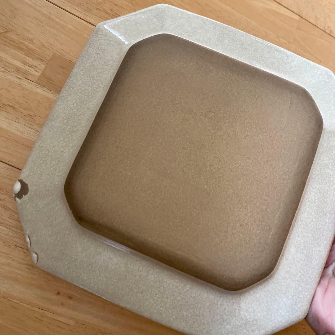 棚橋祐介　八角形　クリーム色　陶磁器皿