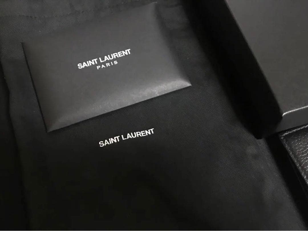 め*ー様 サンローラン　SAINTLAURENT 長財布　美品　最終値下　期間限