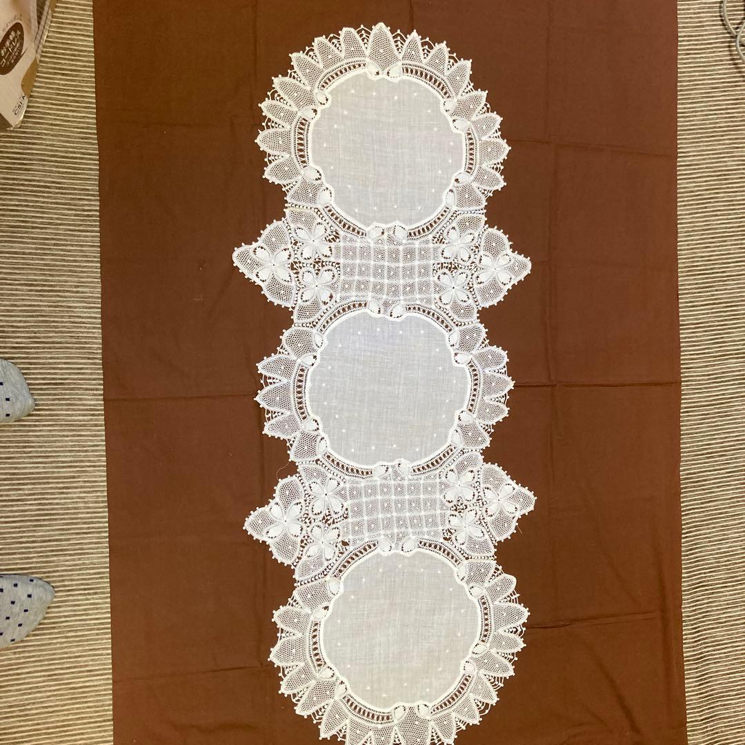 ルネッサンスレース　テーブルセンター