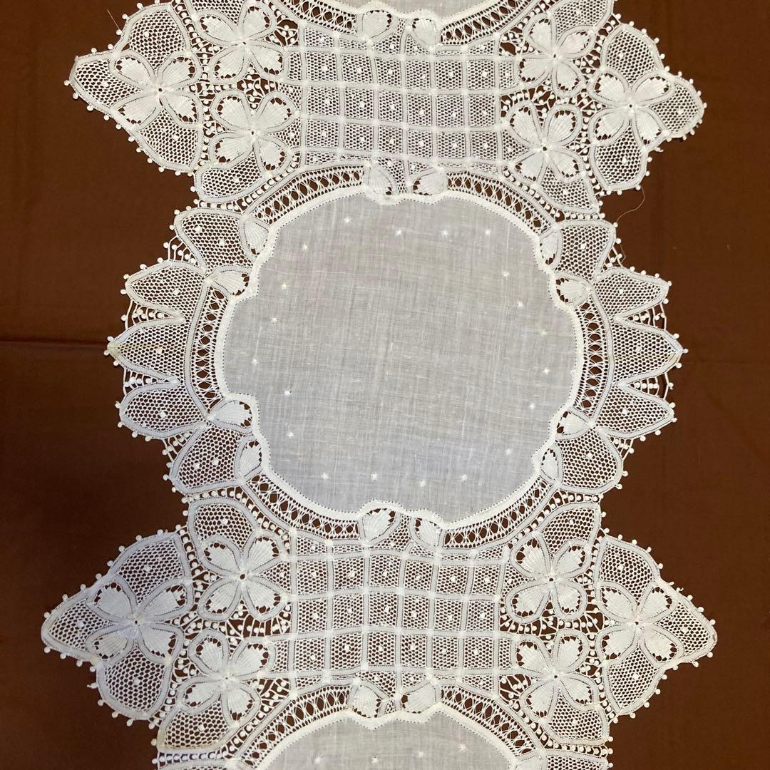 ルネッサンスレース　テーブルセンター