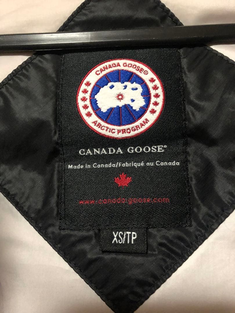 カナダグース　アウター　ダウン　ブラック　XS