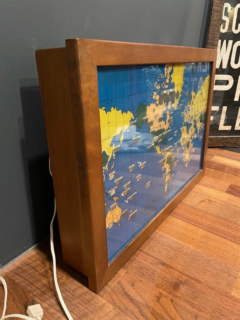 vintage Howard Miller World time clock時計