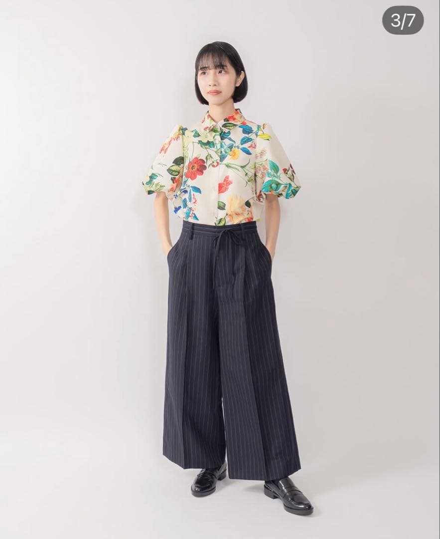 ロイスクレヨン、デインティフラワーシャツ