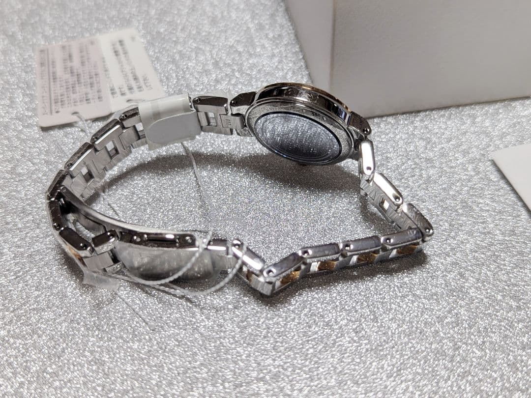 未使用　SEIKO LUKIA SSVW018セイコー ルキア 腕時計