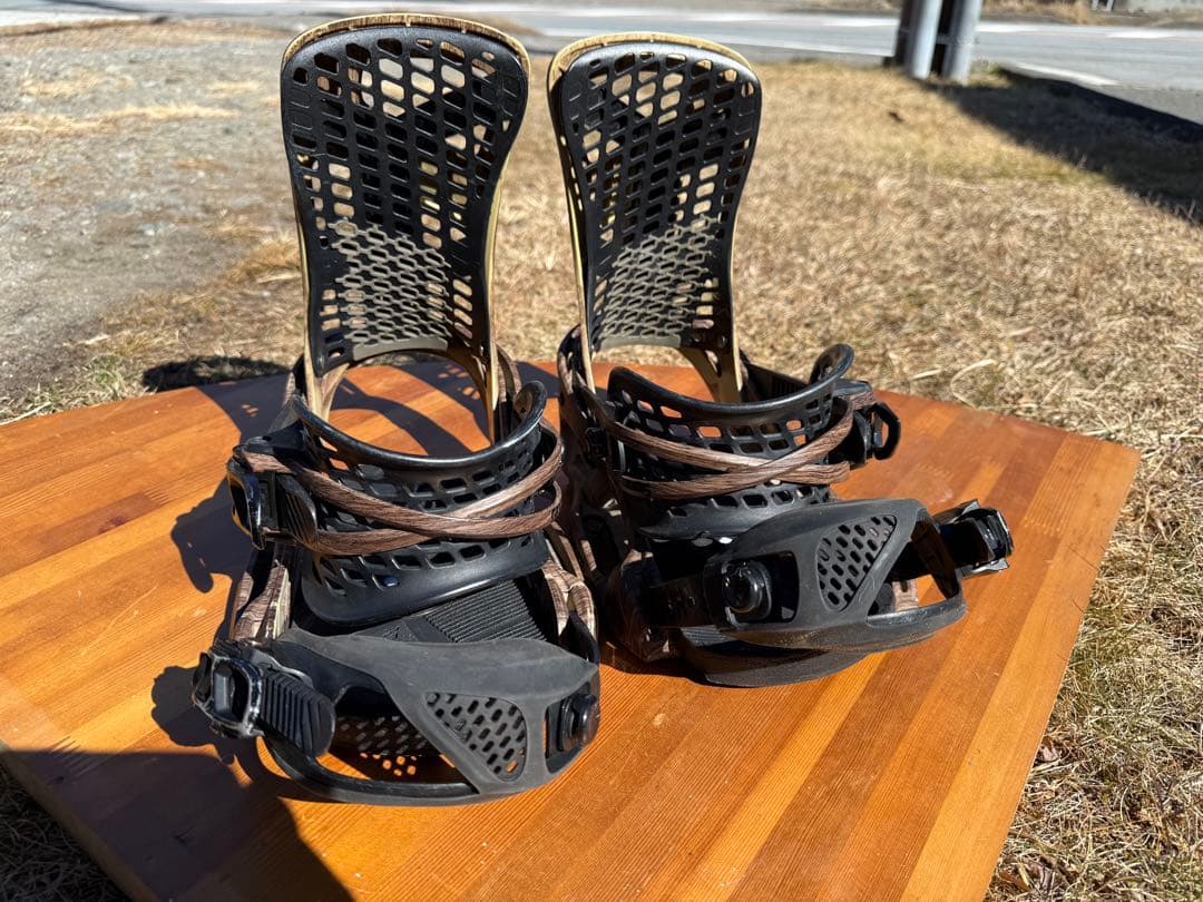 2016 Burton genesis Mサイズ　スノーボードビンディング