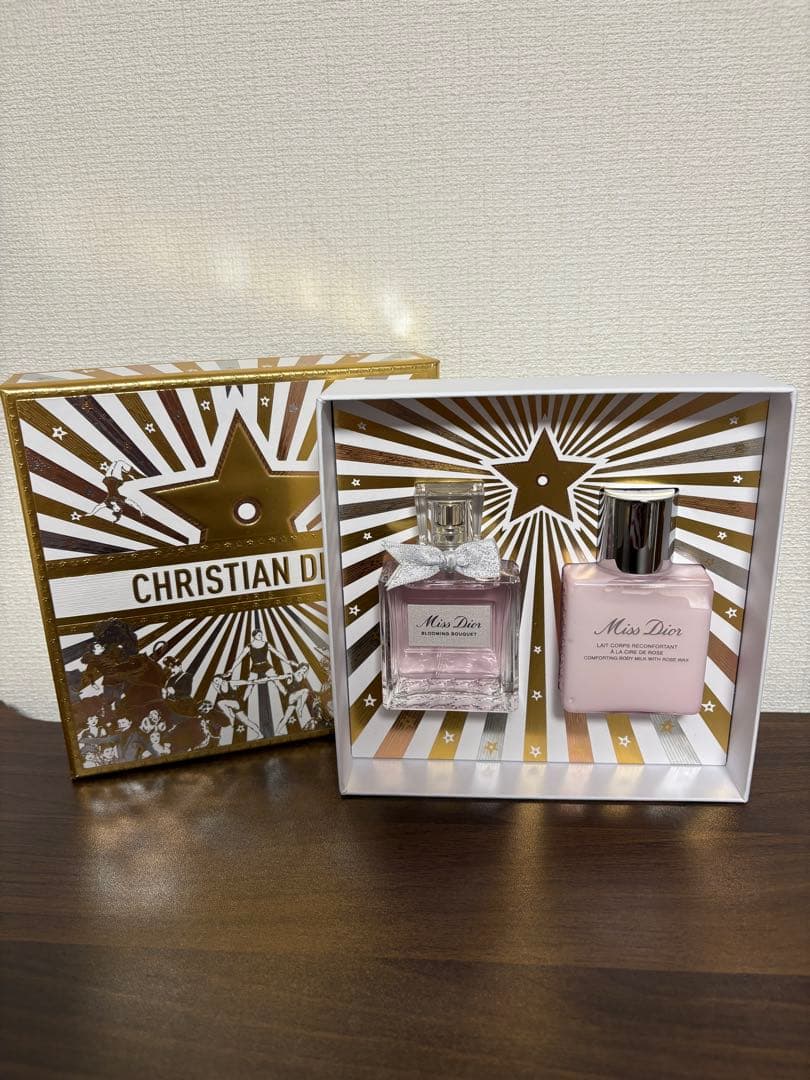 ミスディオールブルーミングブーケセット【2025クリスマスコフレ】