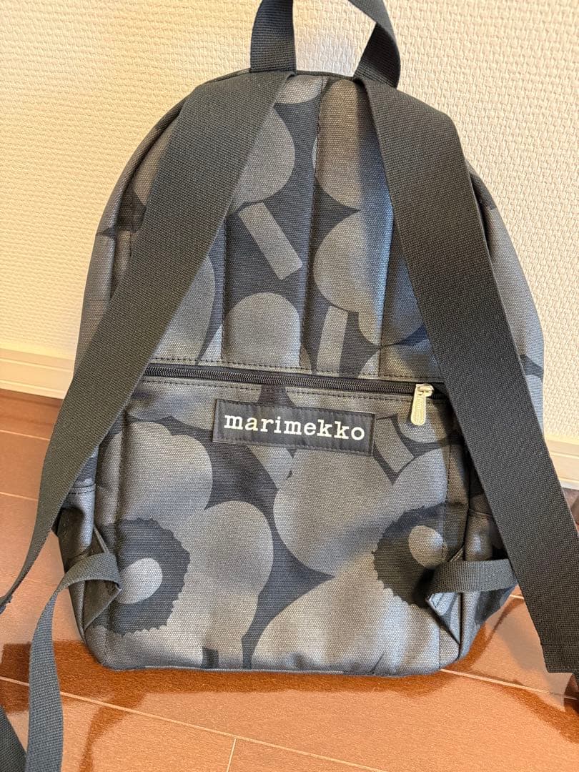 MARIMEKKO Pieni Unikko フラワーパターン リュック