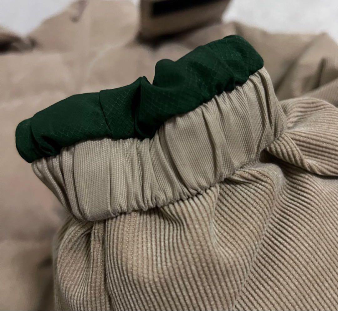 Lacoste フード付きベージュダウンジャケット