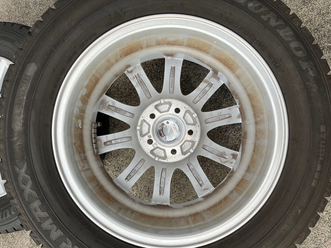 スタッドレス・ホイール4本セット 195/65R15 15x6j