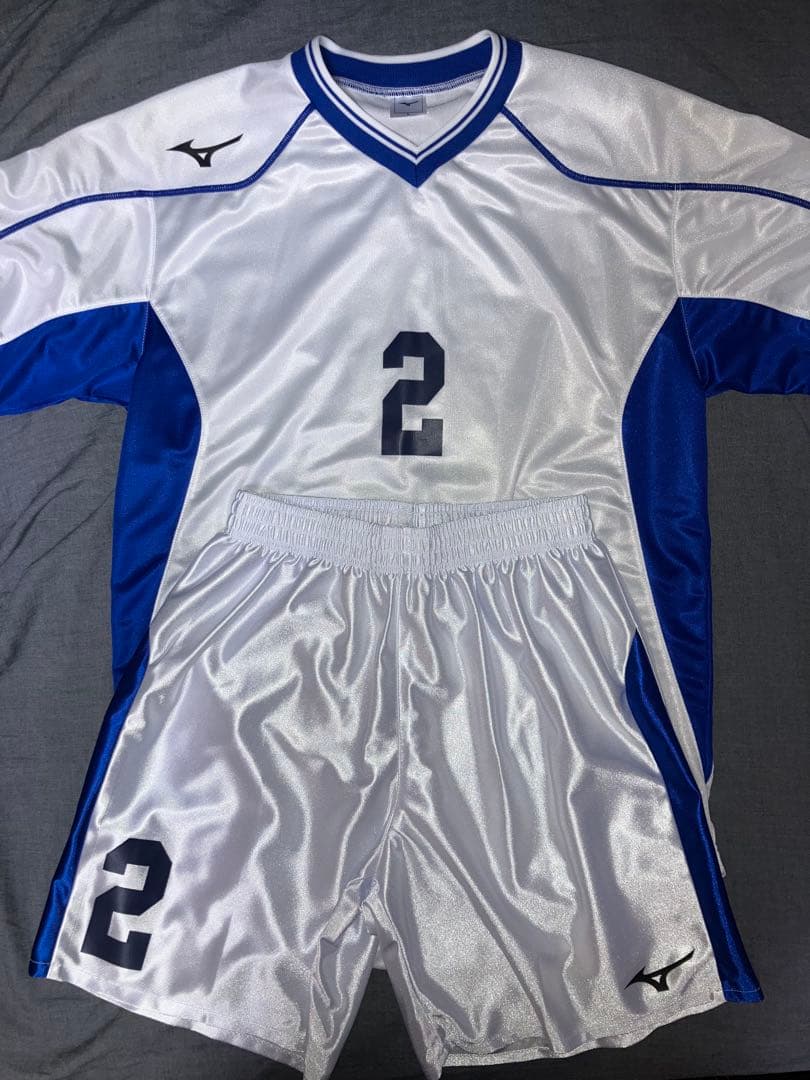 Mizuno サッカー 練習着 ホワイト/ブルー 番号2 数回使用の美品