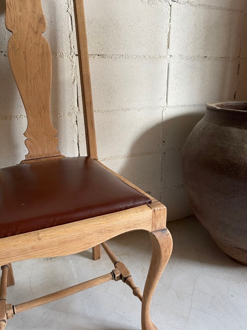 英国アンティーク　クイーンアンチェア　本革　猫脚　ダイニングチェア