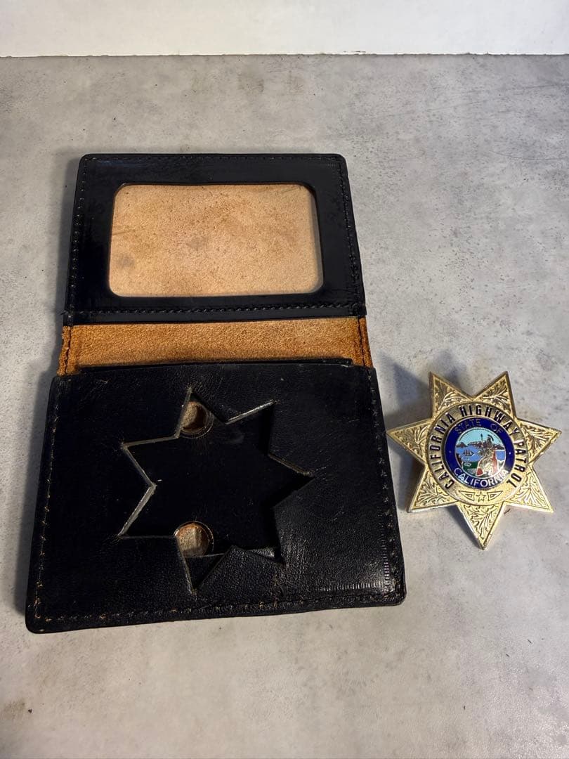 カリフォルニアハイウェイパトロール バッジ ホルダー付
