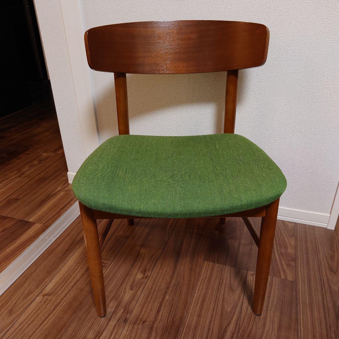 ◎送料込◎カリモク60+ 木製フレーム モケットグリーン 椅子　Tチェア