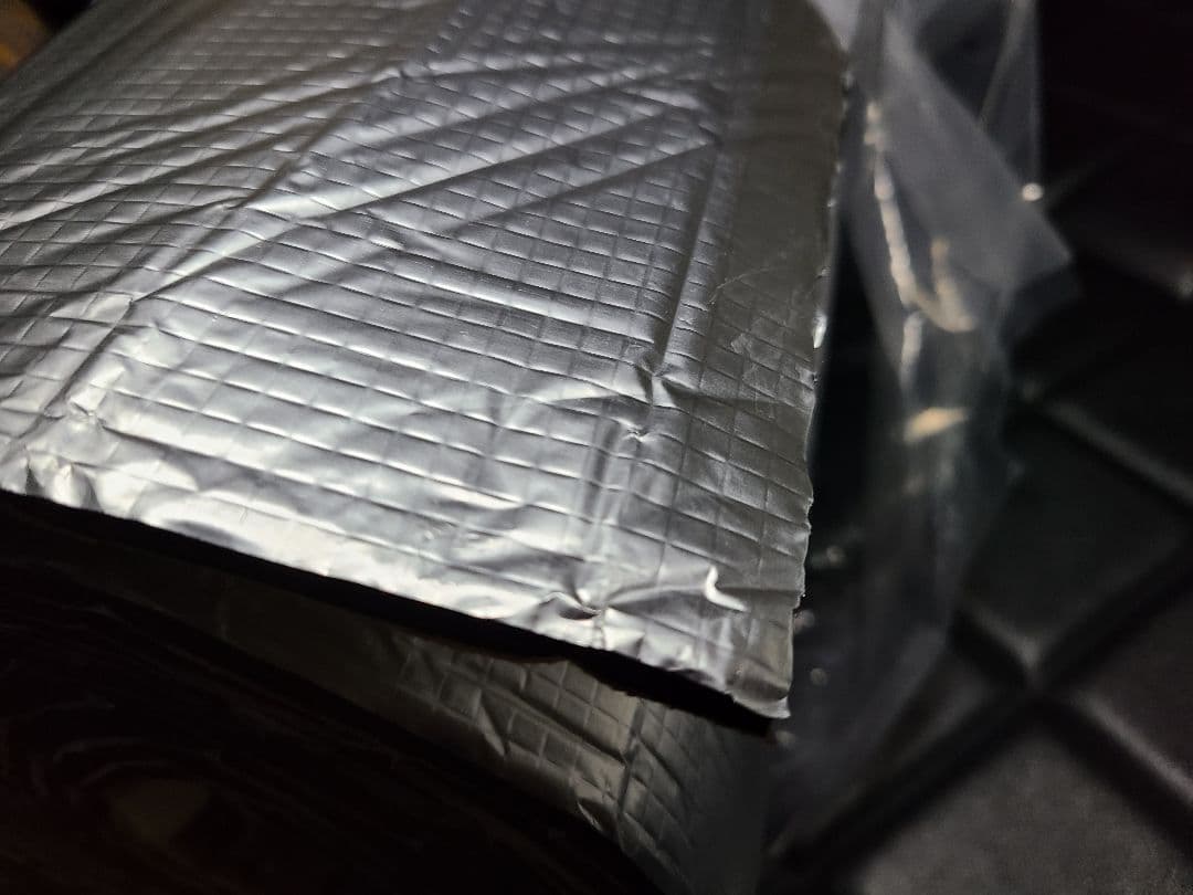 200系ハイエース窓埋めパネル防音断熱仕様 標準 ワイド共通 左右１セット