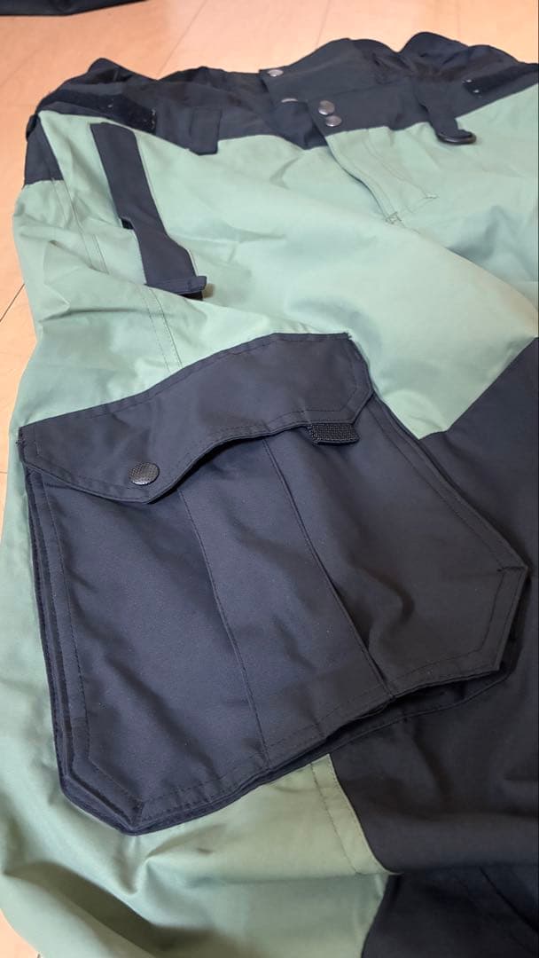 SESSIONSセッションズ　スノーボードカーゴパンツ　美品！