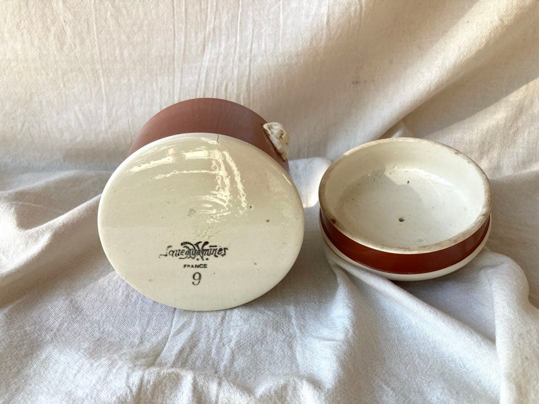フランスアンティーク　サルグミンヌ窯　パテ入物　陶器