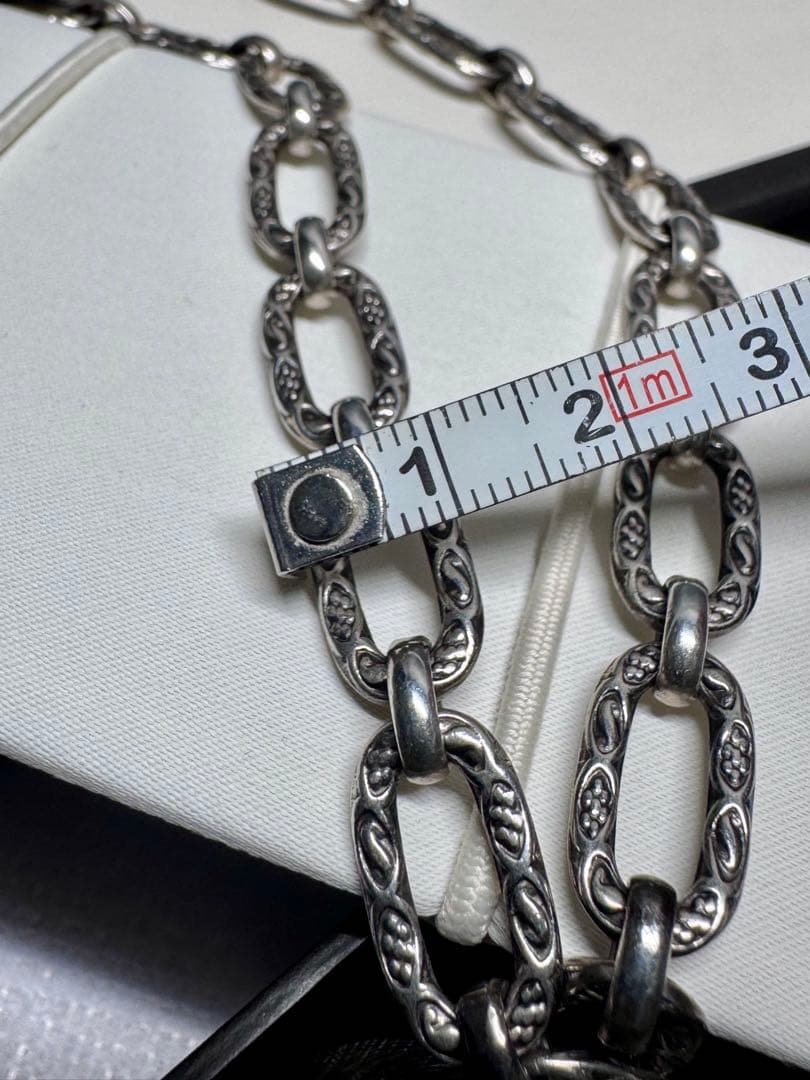 Gucci シルバー ネックレス ロゴ