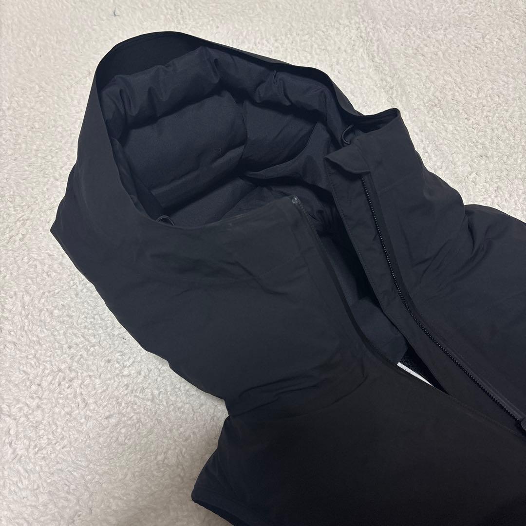 ルルレモン　Sleet Street Vest ダウンベスト