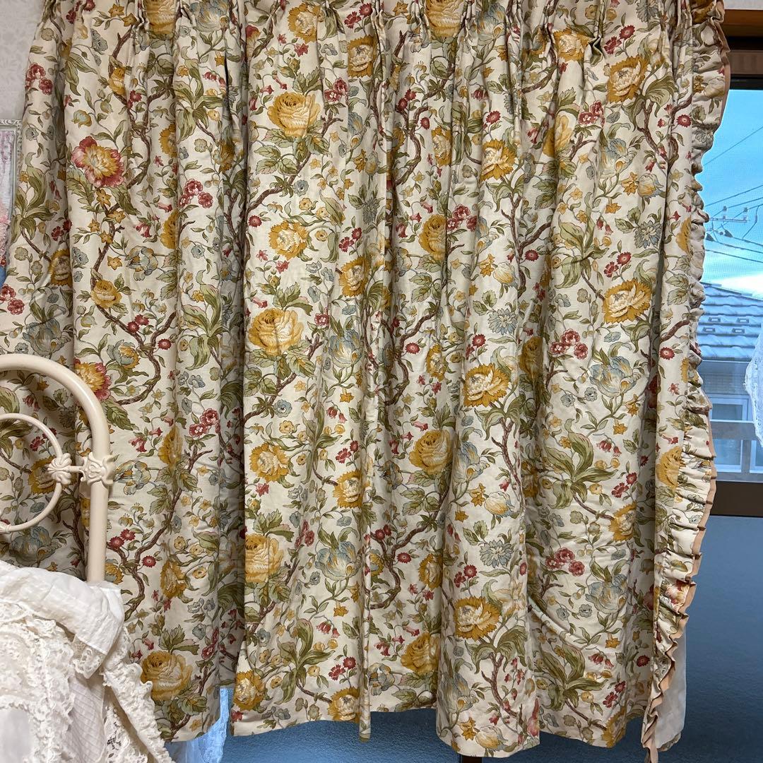 ローラアシュレイ　ヴィンテージオーダーカーテン2枚