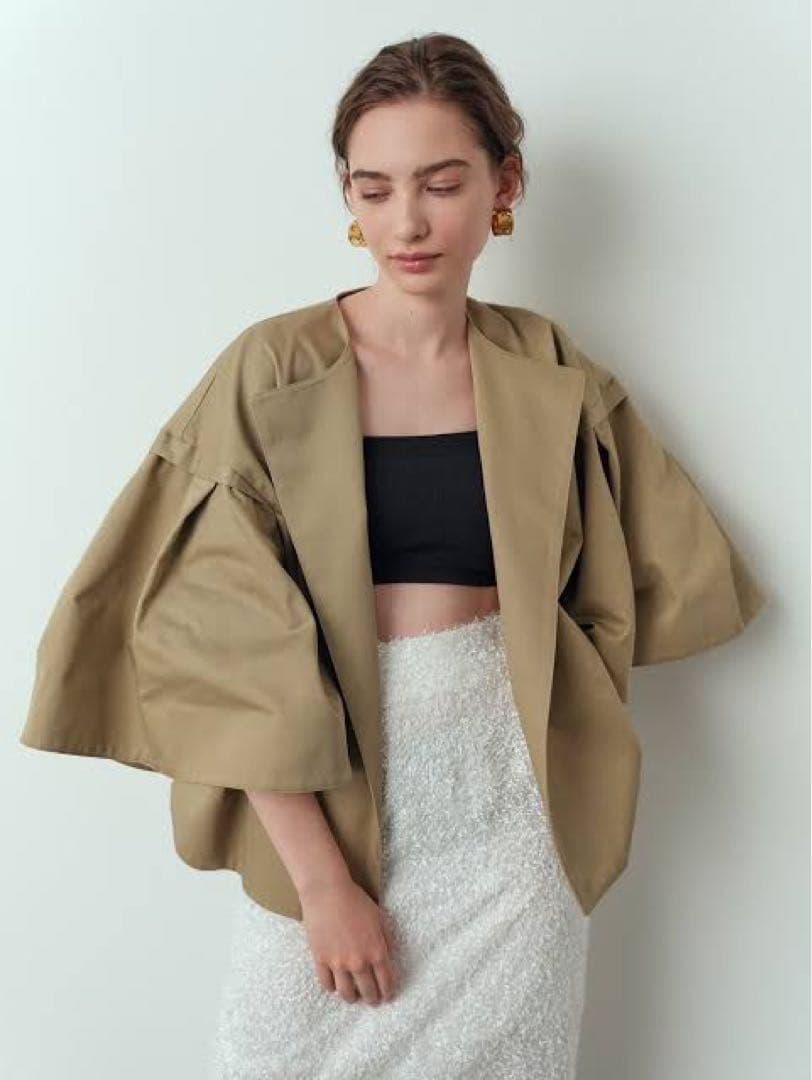 【値下げ！新品タグ付き】cygneベージュ チノショートコート