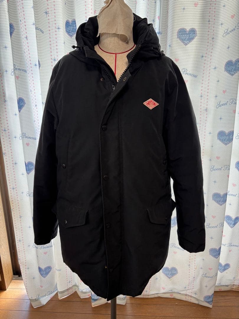 ダントン　ファー付きフード ブラックダウンコート 40号