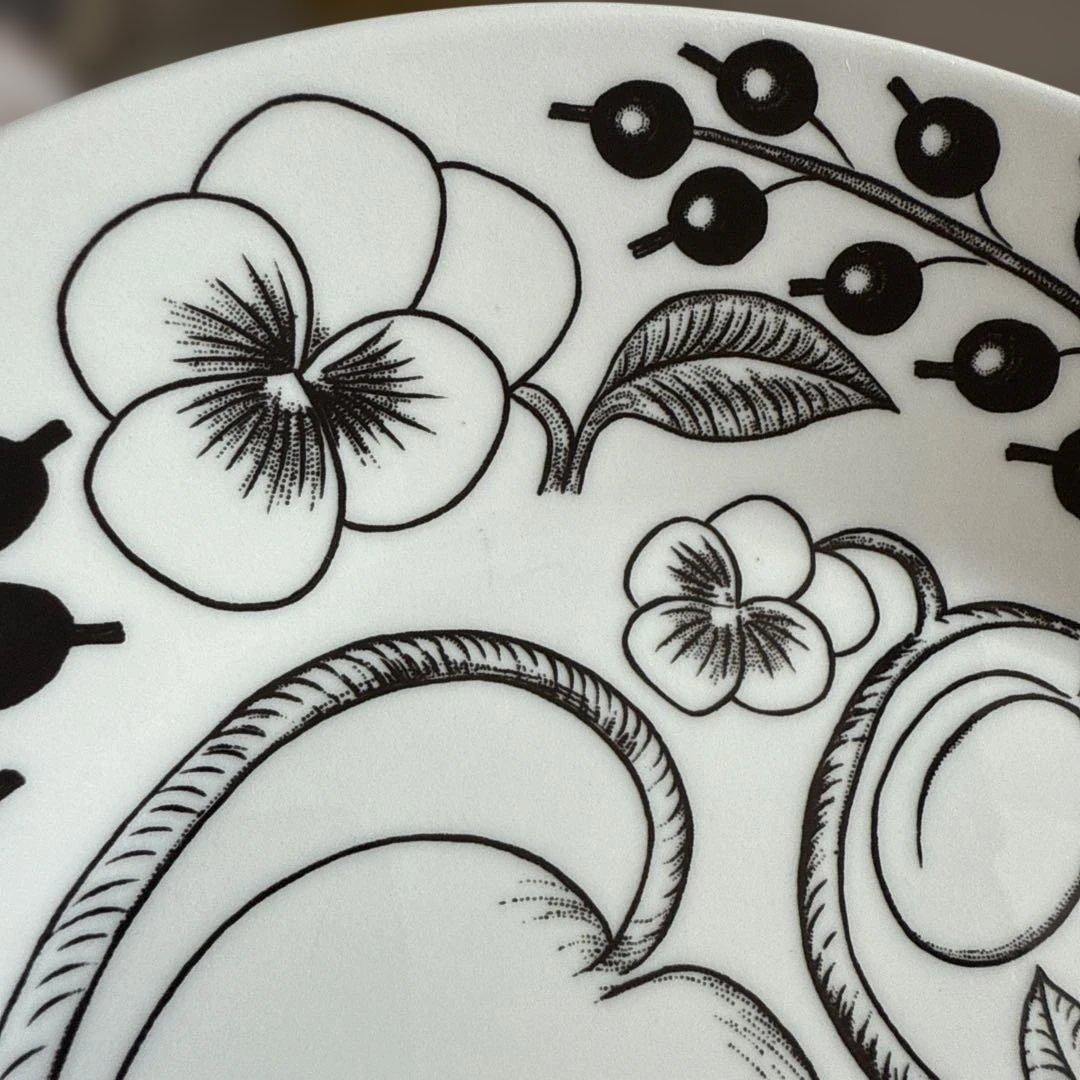 ♡*読様 【最終価格】アラビア パラティッシ ブラック オーバルプレート 25c