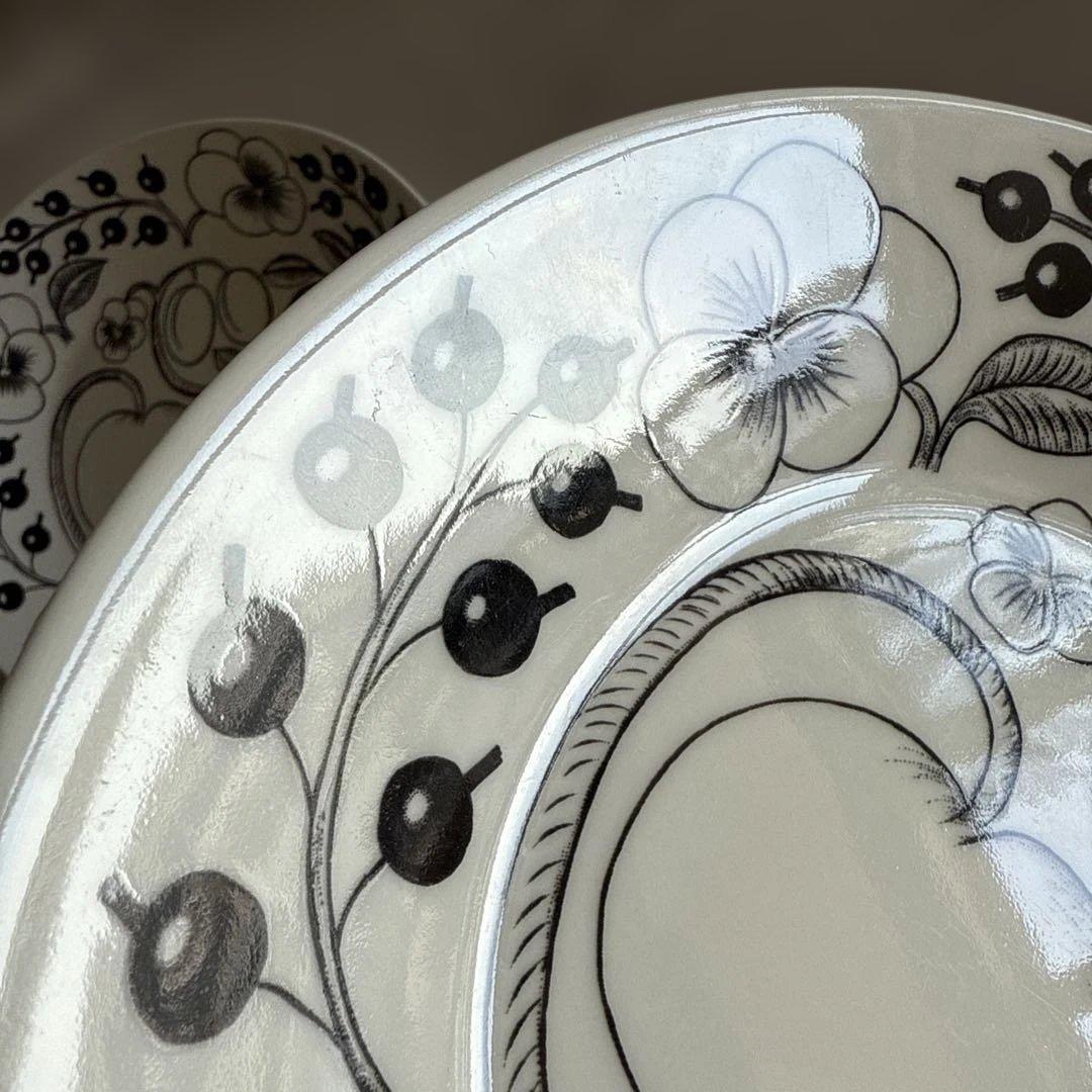 ♡*読様 【最終価格】アラビア パラティッシ ブラック オーバルプレート 25c