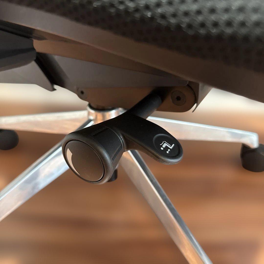 オカムラ　シルフィー　ハイバック　C685BS