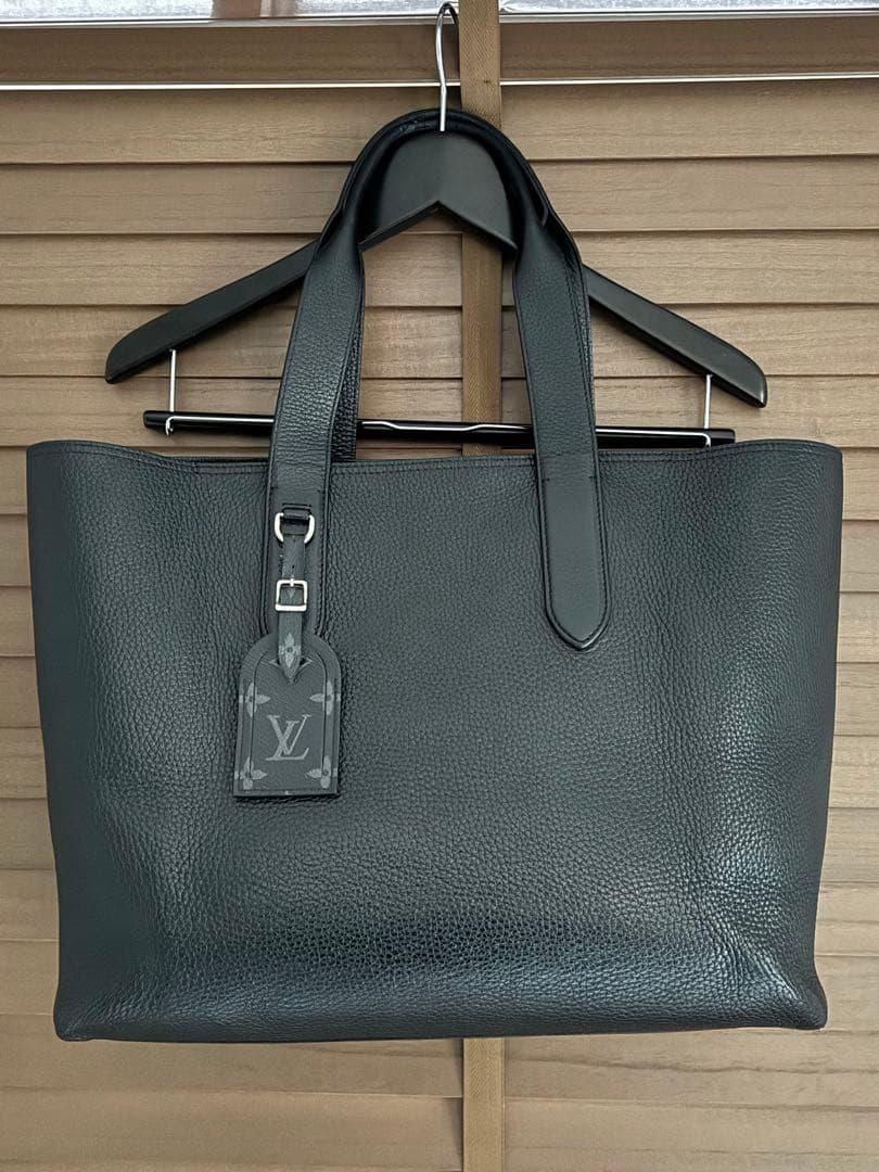 ルイヴィトン カバ ヴォワヤージュ NV エクリプス トリヨントート ICチップ