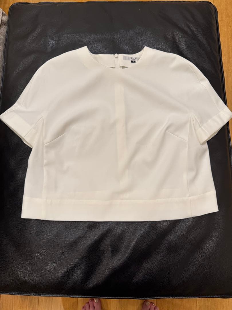 SHE Tokyo オフホワイト半袖 トップス　サイズ1