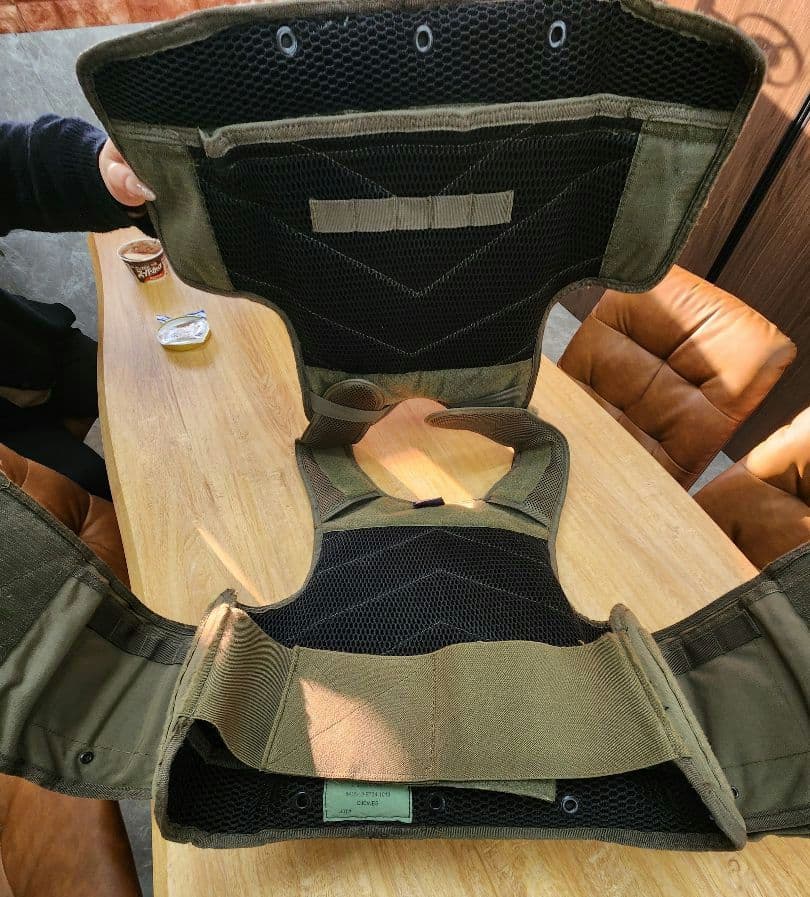 DBT UTOCタイプ プレートキャリア(レンジャーグリーン)米国 FBI 装備