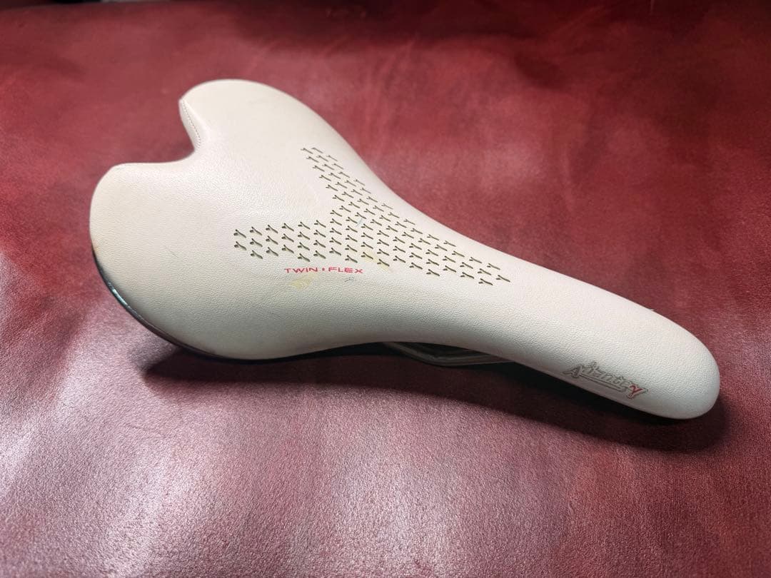 【セット】Fizik フィジーク サドル3個 ALIONE ANTARESなど