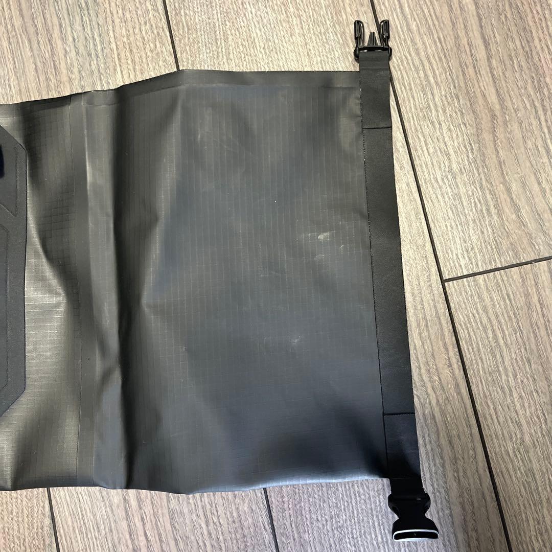 【未使用・値下げ】Rapha ウォータープルーフバーパック