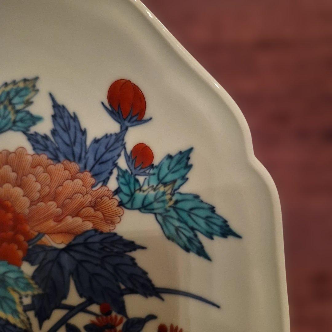 有田焼　13代今右衛門　色鍋島錦大皿２６ｃｍ