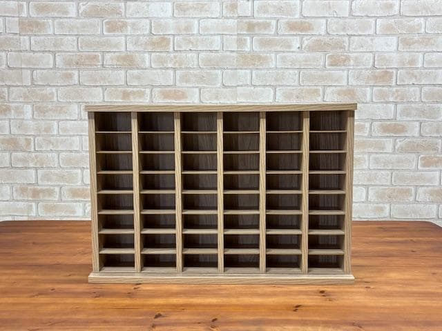 ミニカー　収納　棚　趣味　コレクションボード　小　トミカ　新品