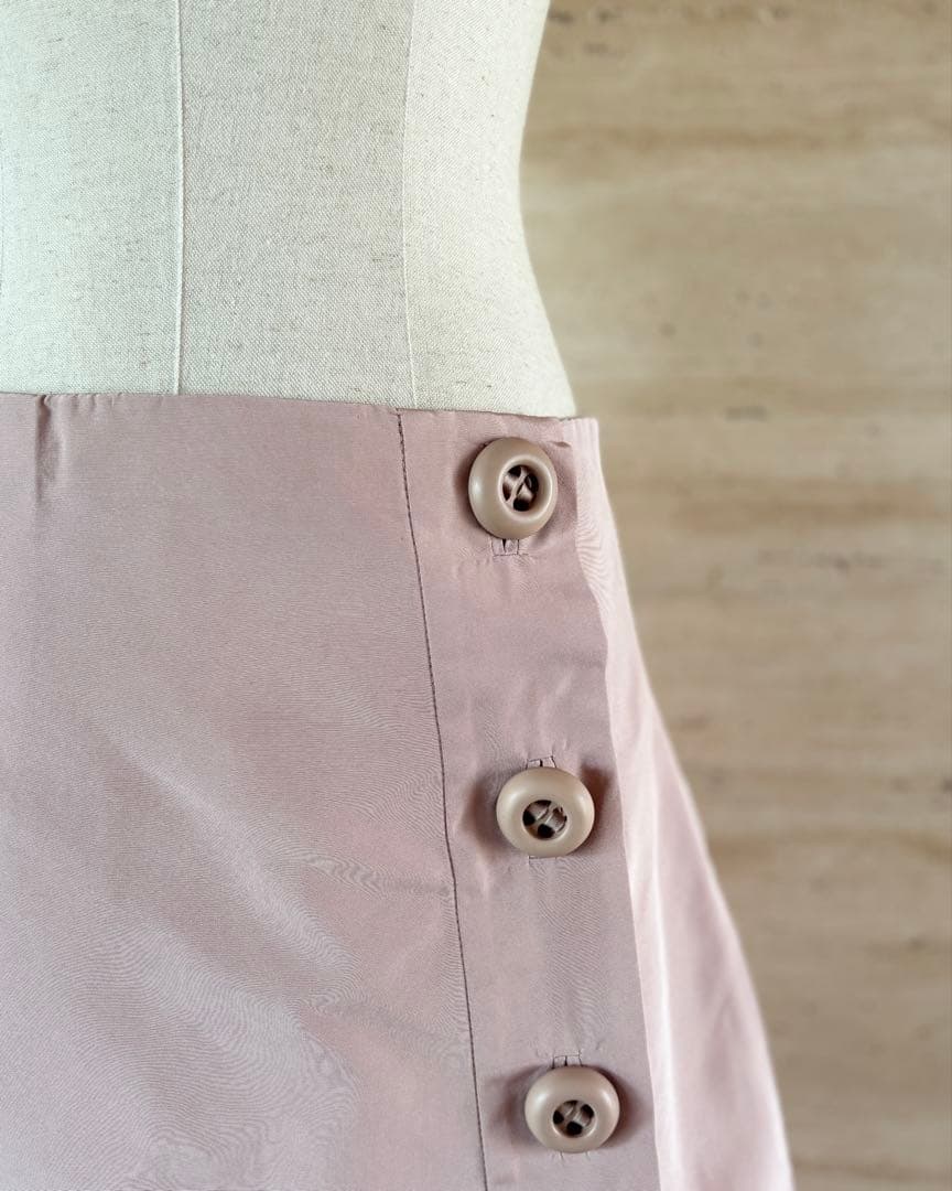 コ*ユ様 【PRADA】美品！　スカート　プリーツ　ボタン　ピンク　40サイズ