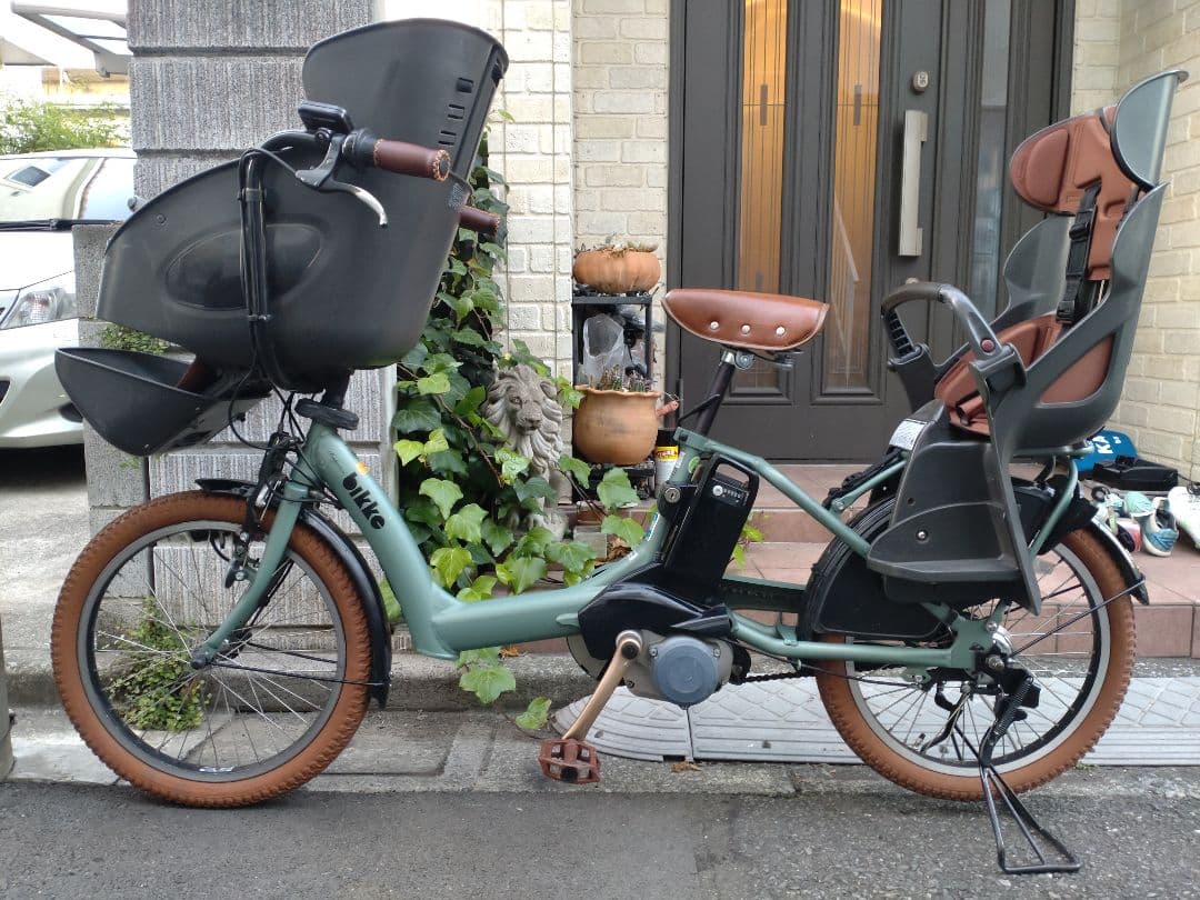 《y》【bikke ビッケポーラー】電動アシスト自転車★子供乗３人乗