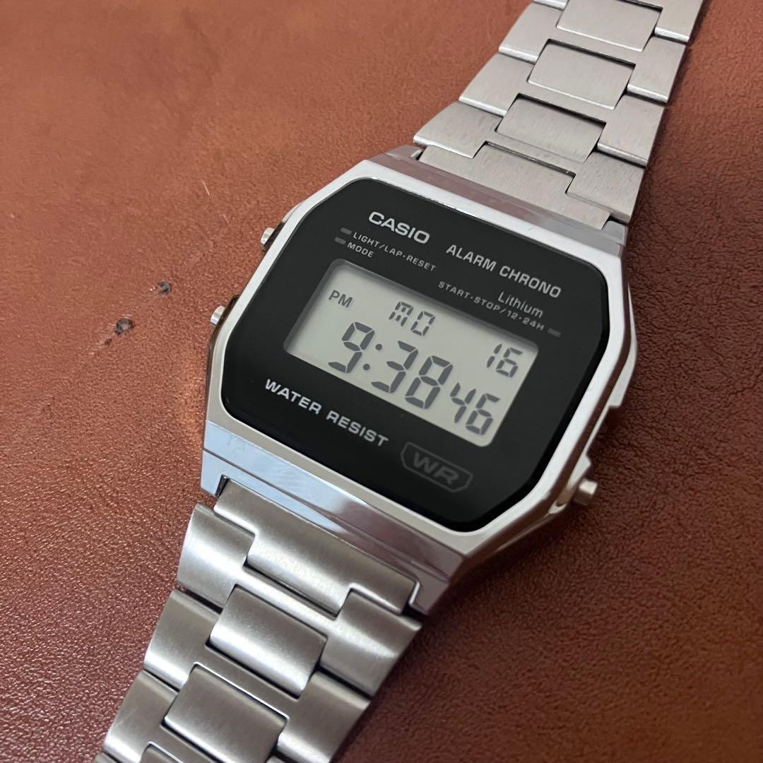 CASIO CLASSIC A158WEA-1JF 本田翼 モデル　ユニセック