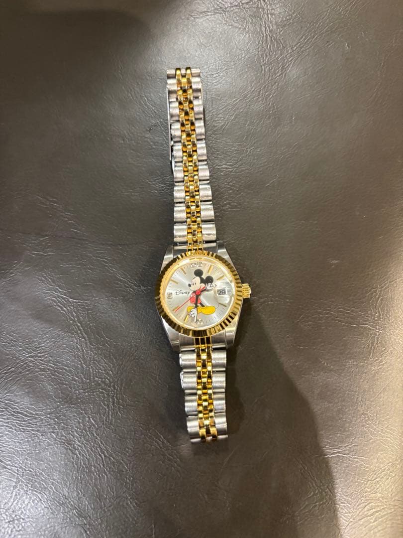 【美品】ミッキーマウス 腕時計 クォーツ