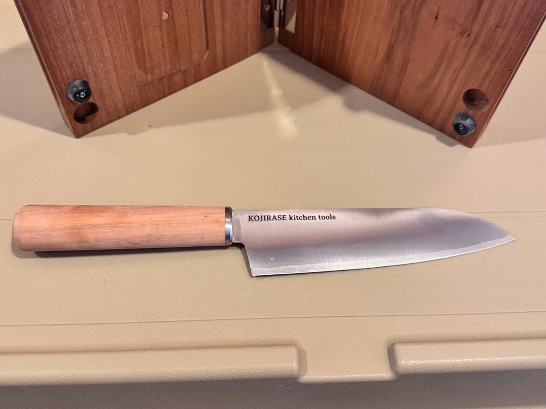 TOKUI VIDEO STORE こじらせ包丁&折り畳みまな板 go out