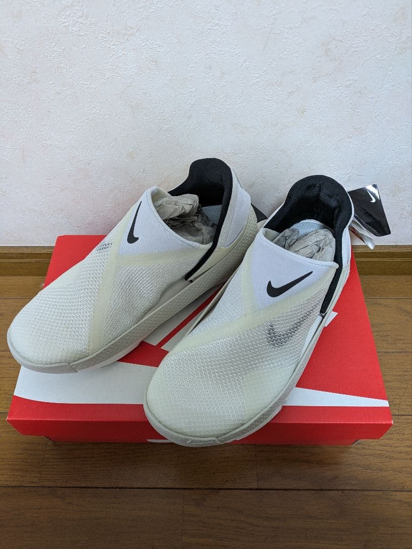 NIKE　ゴーフライイーズ　24センチ　新品未使用品