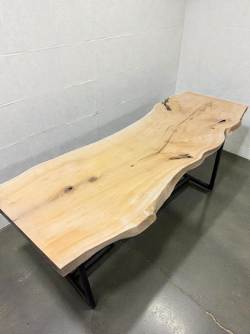 榧（かや）一枚板2000mm｜淡い色味と静かな木目が美しい無垢天板